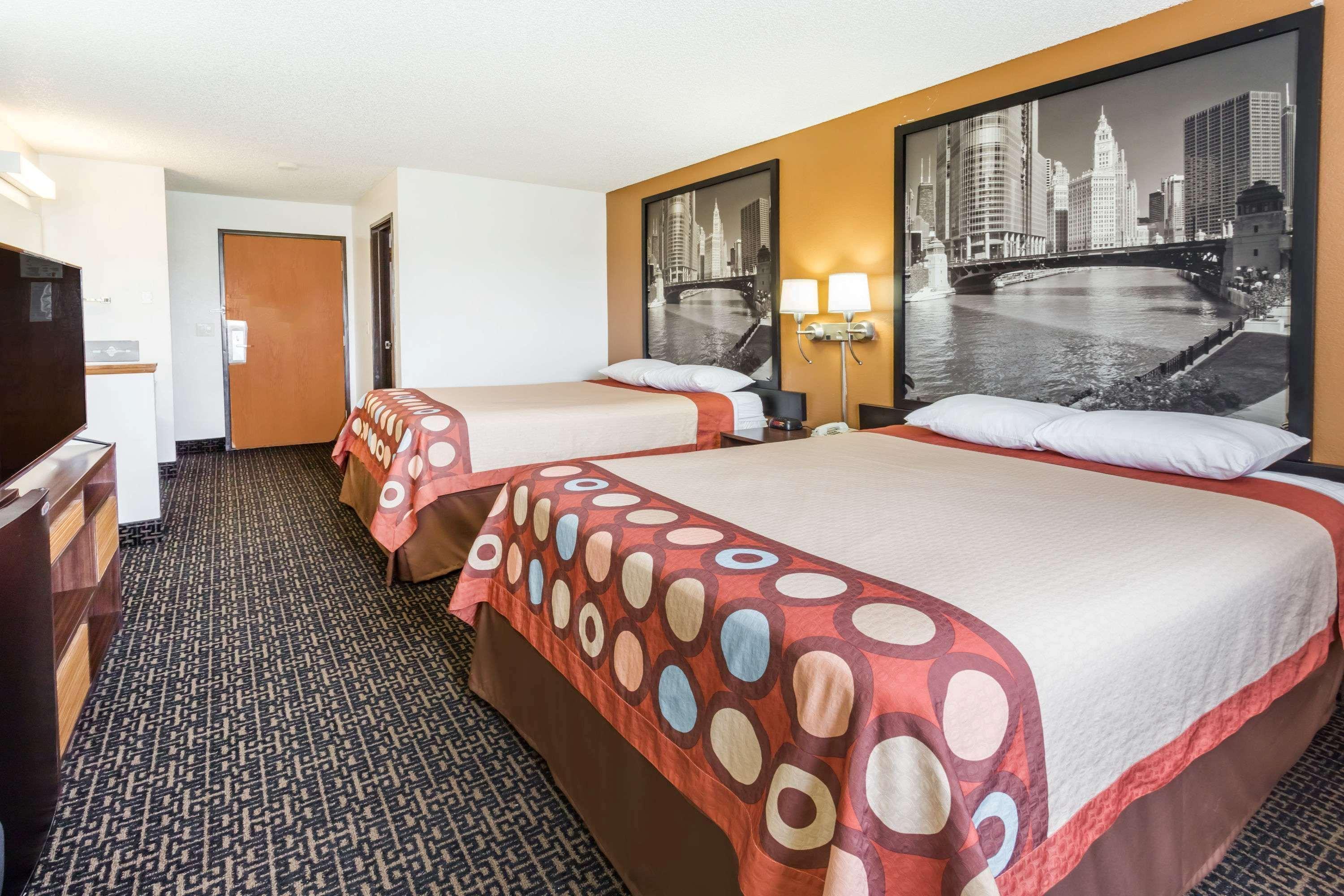 Super 8 By Wyndham Dixon Motel Dış mekan fotoğraf