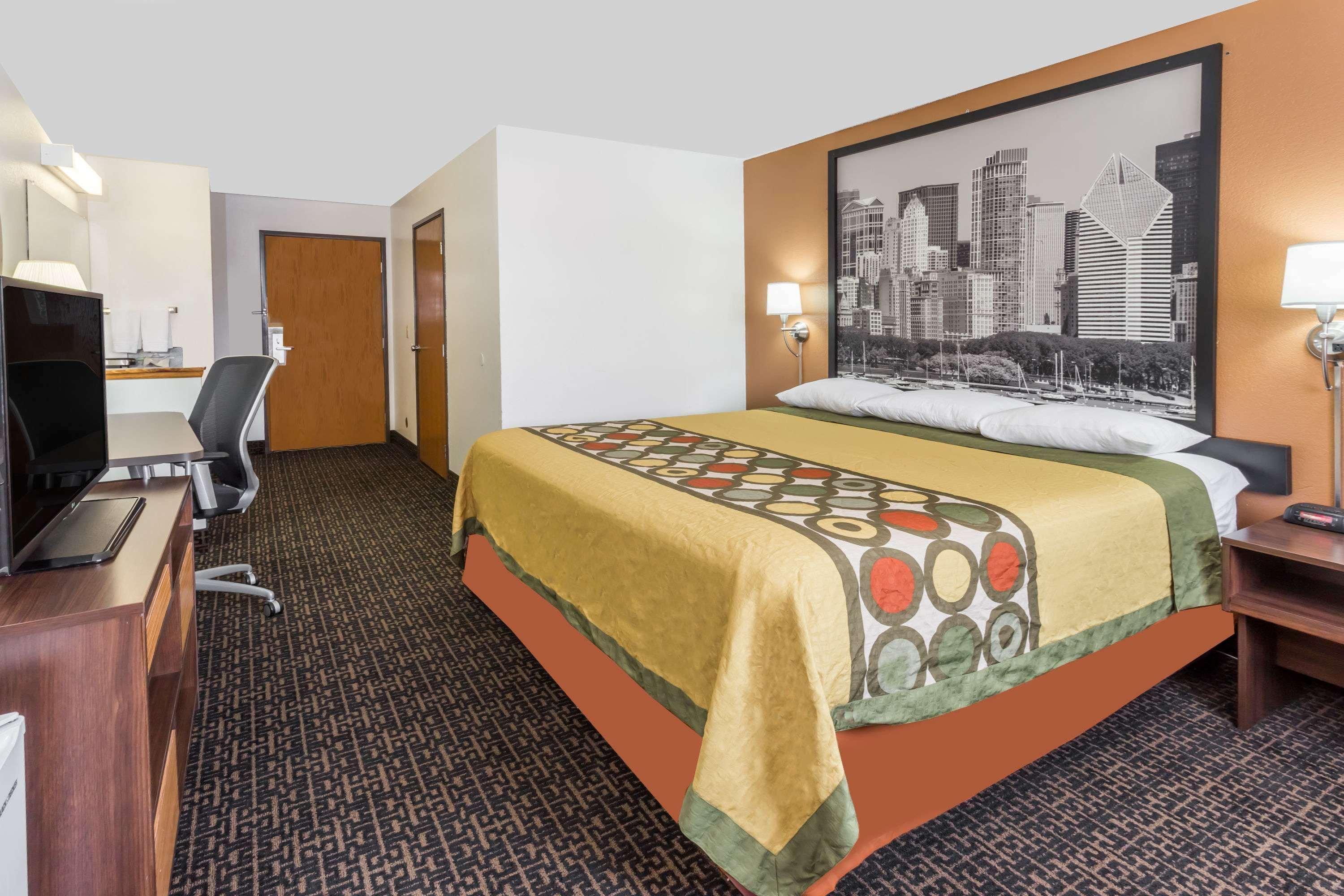 Super 8 By Wyndham Dixon Motel Dış mekan fotoğraf