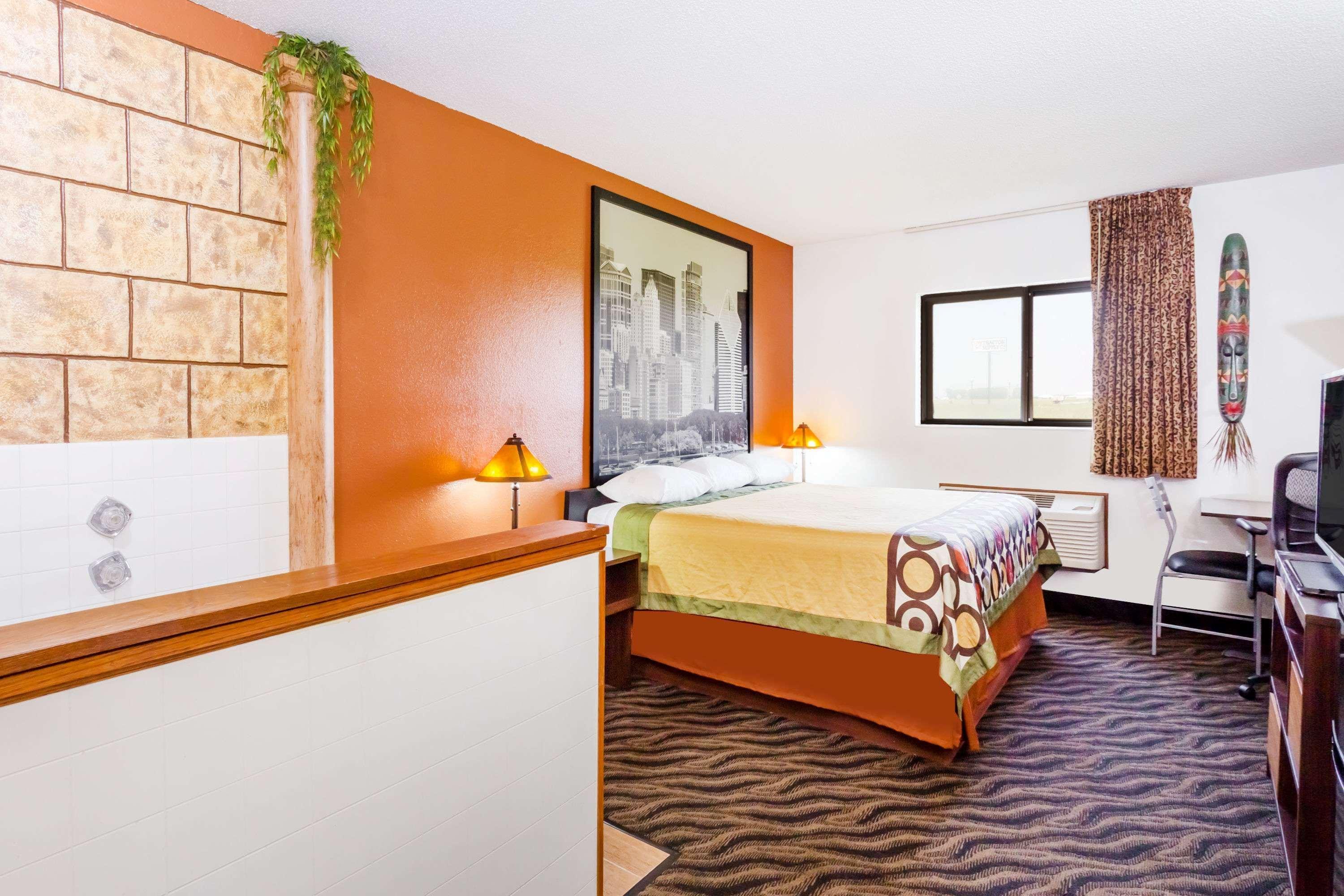 Super 8 By Wyndham Dixon Motel Dış mekan fotoğraf