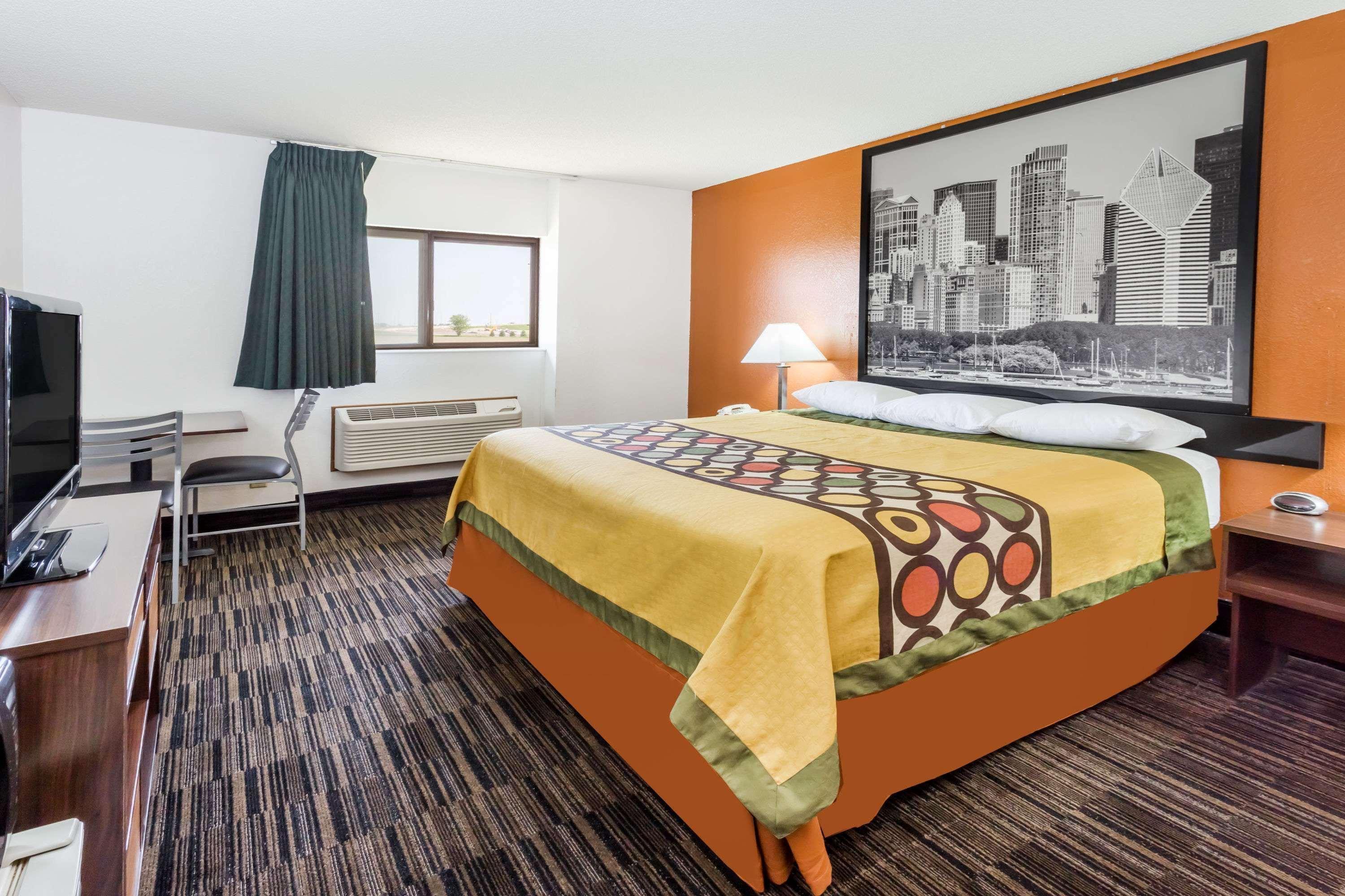 Super 8 By Wyndham Dixon Motel Dış mekan fotoğraf