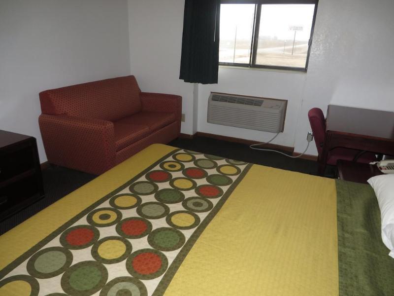 Super 8 By Wyndham Dixon Motel Dış mekan fotoğraf